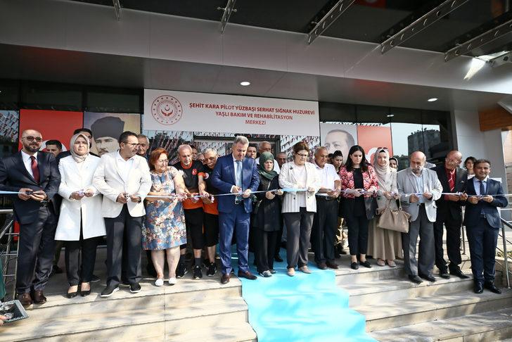 Aile ve Sosyal Hizmetler Bakanı Yanık, Adana'da huzurevi açılışında konuştu: G4