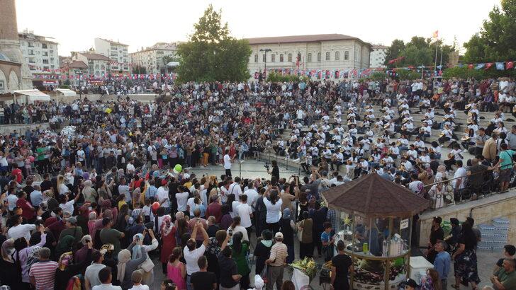 Sivas'taki "Gardaşlık Festivali"nde "Sazını da Al Gel" etkinliği düzenlendi G2