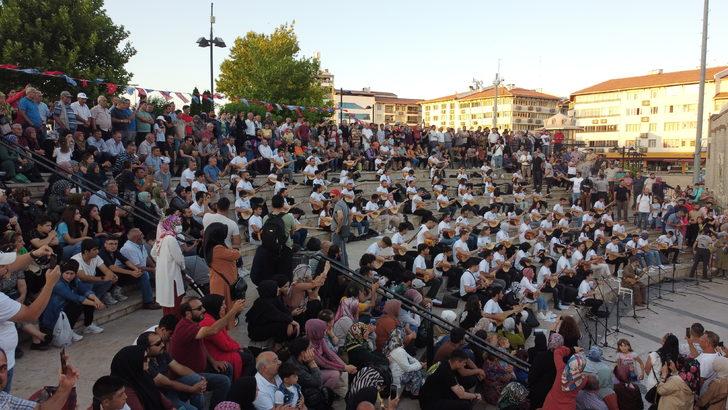 Sivas'taki "Gardaşlık Festivali"nde "Sazını da Al Gel" etkinliği düzenlendi G4