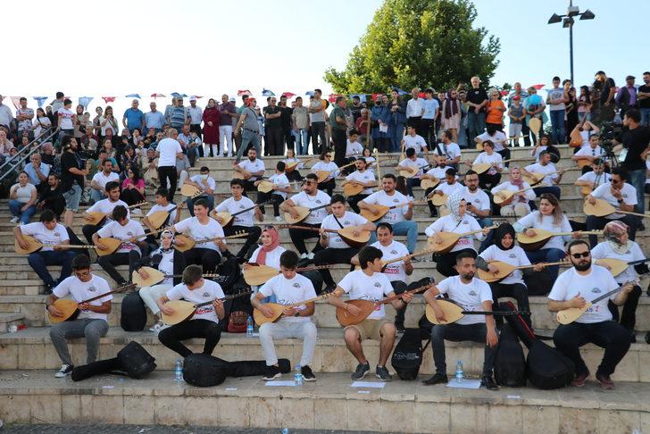 Sivas'taki "Gardaşlık Festivali"nde "Sazını da Al Gel" etkinliği düzenlendi G5
