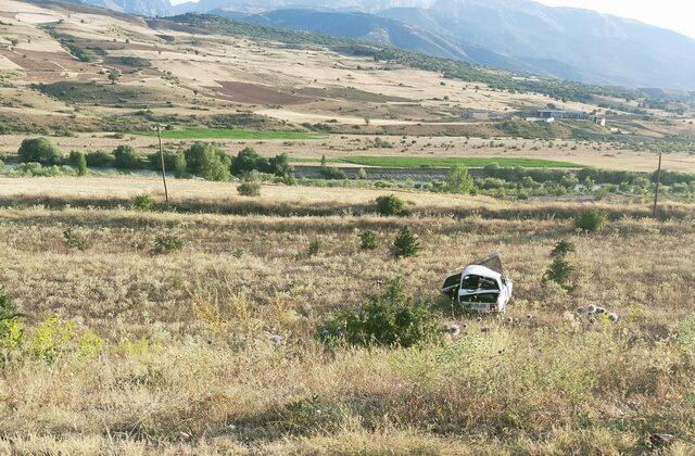 Erzincan'da şarampole devrilen otomobilde 4 kişi yaralandı