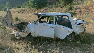 Erzincan'da şarampole devrilen otomobilde 4 kişi yaralandı