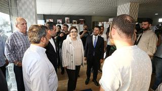 Aile ve Sosyal Hizmetler Bakanı Yanık, Adana'da esnaf ziyaretinde konuştu: