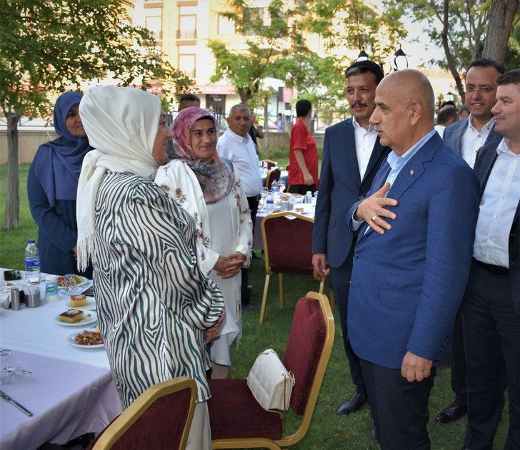 Tarım ve Orman Bakanı Kirişci, Aksaray'da teşkilat buluşması programında konuştu: G3