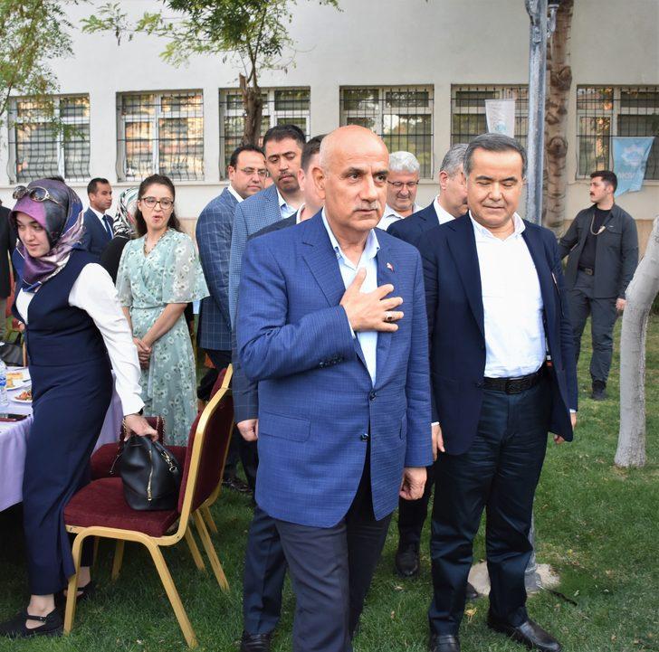 Tarım ve Orman Bakanı Kirişci, Aksaray'da teşkilat buluşması programında konuştu: G4