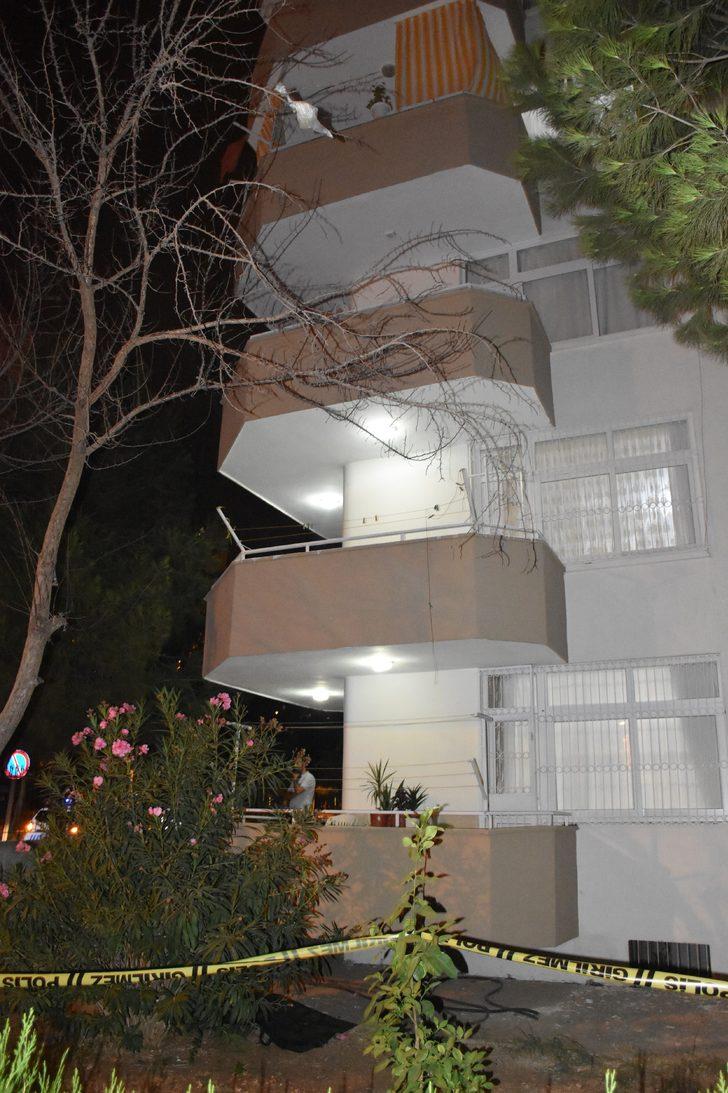 Adana'da balkondan düşen 16 yaşındaki kız hayatını kaybetti G1