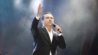 Ferhat Göçer ve Mümin Sarıkaya, Yozgat'ta konser verdi