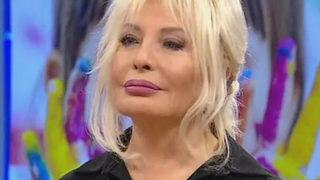 Emel Sayın'ı kahreden haber! Ne desem yetmiyor