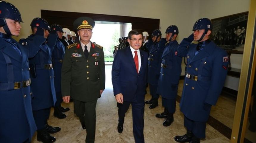 Davutoğlu’dan Genelkurmay’a veda’ ziyareti