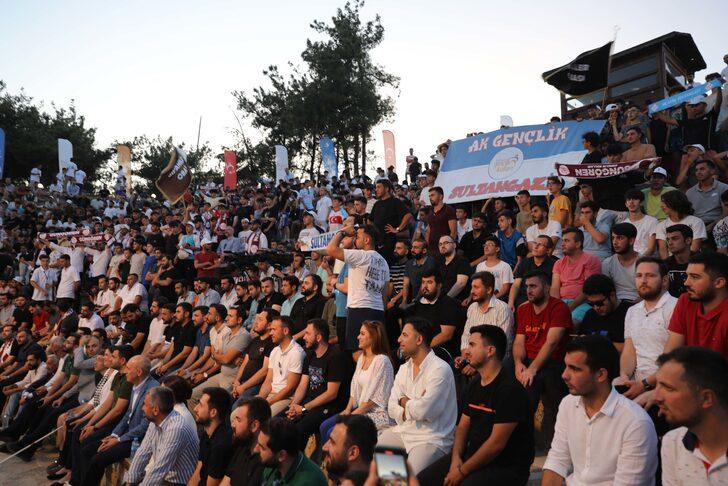 AK Parti'li Kurtulmuş, partisinin İstanbul Gençlik Kolları'nın Doğa Kampı'nda konuştu: G1