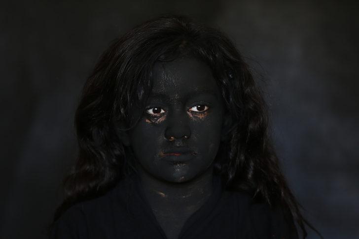 İran'da Muharrem ayı etkinliklerinde dikkat çeken görüntüler! Gören dönüp bir daha bakıyor G3