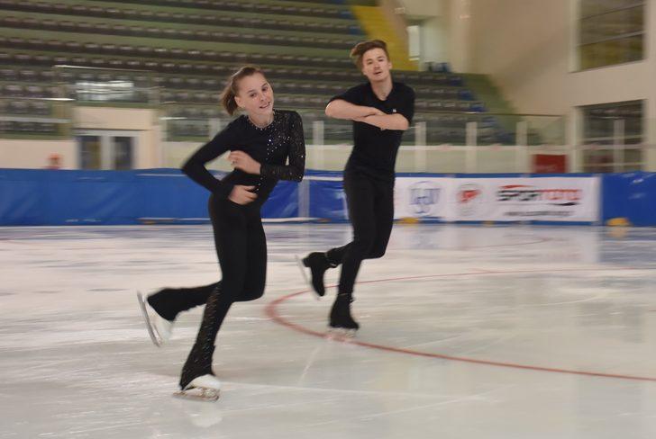 Rus artistik buz pateni sporcuları, uluslararası organizasyonlara Erzurum'da hazırlanıyor G2