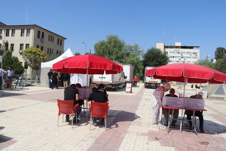 Iğdır'da Kerbela şehitleri anma etkinliğinde kan bağışında bulundular G1
