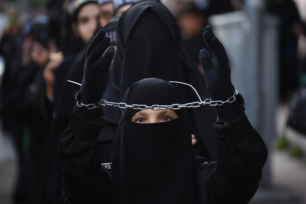 G&Uuml;NCELLEME - Kars'ta Kerbela şehitleri anıldı