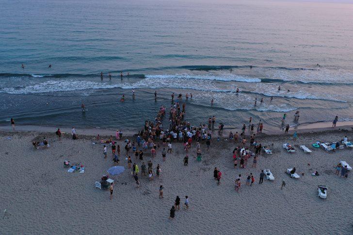 Patara'da caretta caretta yavruları denizle buluştu G5