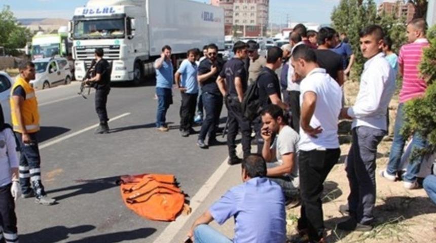 Mardin'de anne ile oğlu trafik kazası kurbanı