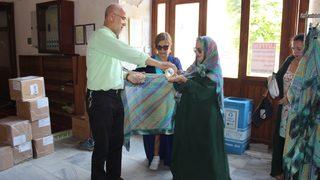 Turistlerle İngilizce sohbet eden imam Taşdemir'in videosu binlerce beğeni almıştı! Söyleyince şaşırıyorlar