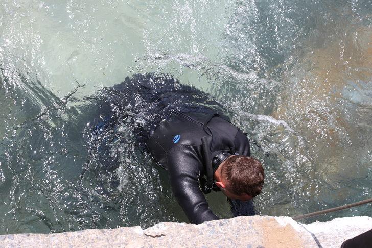 Müküs Çayı'nda kaybolan hemşirenin ailesi, arama çalışmalarını yürüten ekiplere minnettar G4