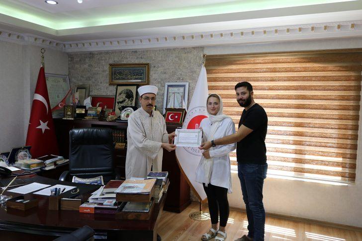 Mardin'e gelin gelen Ukraynalı kadın Müslüman oldu G3