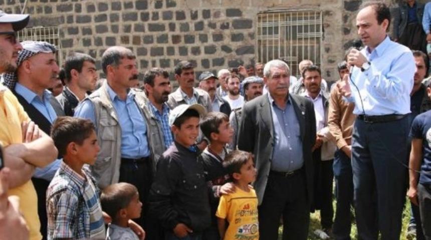 Osman Baydemir: Kafamızı kırsanız da karşılık vermeyeceğiz