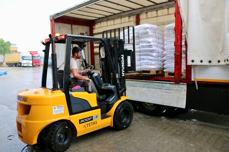 Eskişehir'den Afganistan'a 6 tır gıda malzemesi gönderildi G3