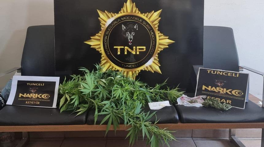 Tunceli'de uyuşturucu ve 321 kaçak elektronik ürün ele geçirildi