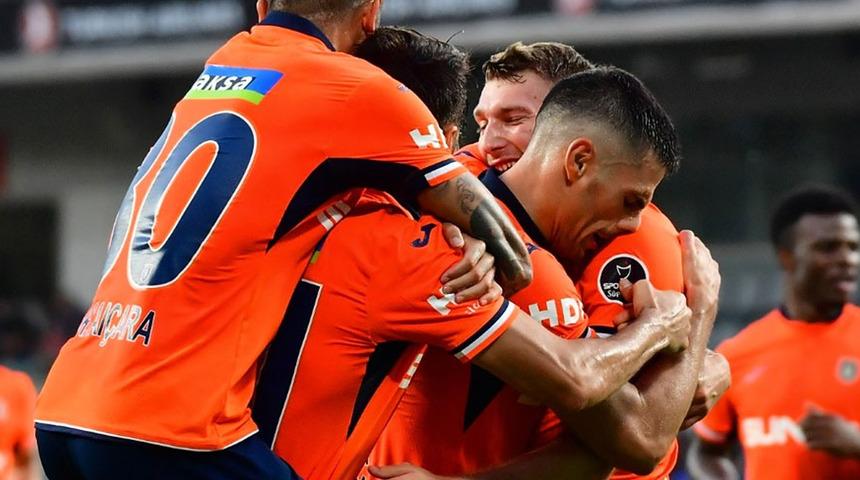 Başakşehir lige farklı başladı! Kasımpaşa'yı 4-0 mağlup ettiler...