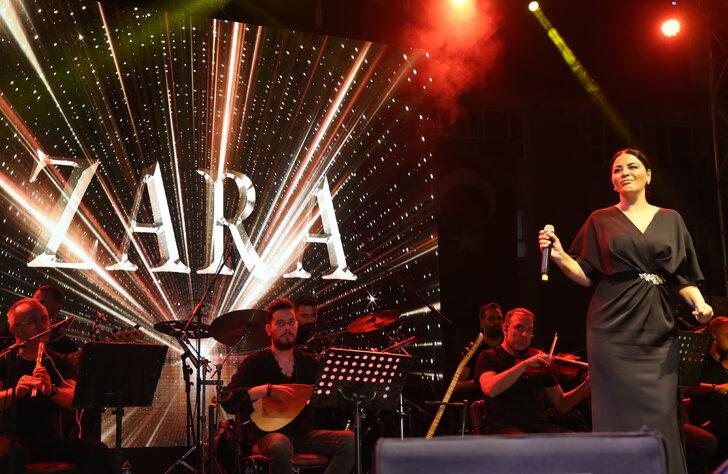 Bitlis'in kurtuluş yıl dönümü etkinlikleri Zara konseriyle sona erdi G2