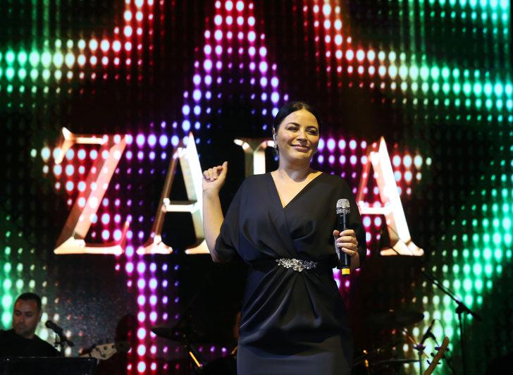 Bitlis'in kurtuluş yıl dönümü etkinlikleri Zara konseriyle sona erdi G5