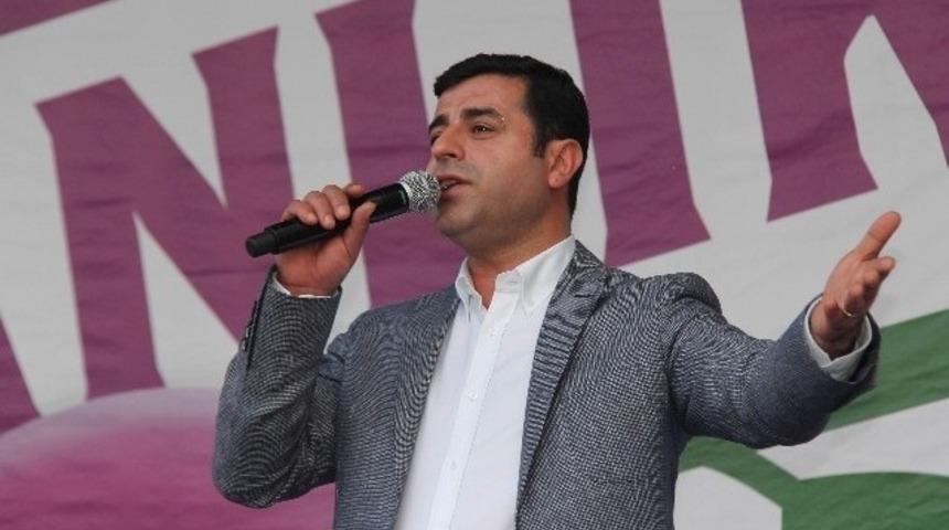 Selahattin Demirtaş “Bugünkü Saldırılar Büyük Bir Katliam Girişimiydi”