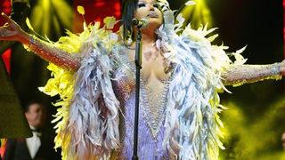 Bülent Ersoy'a hediye ham altın! Dev kasasında saklayacak