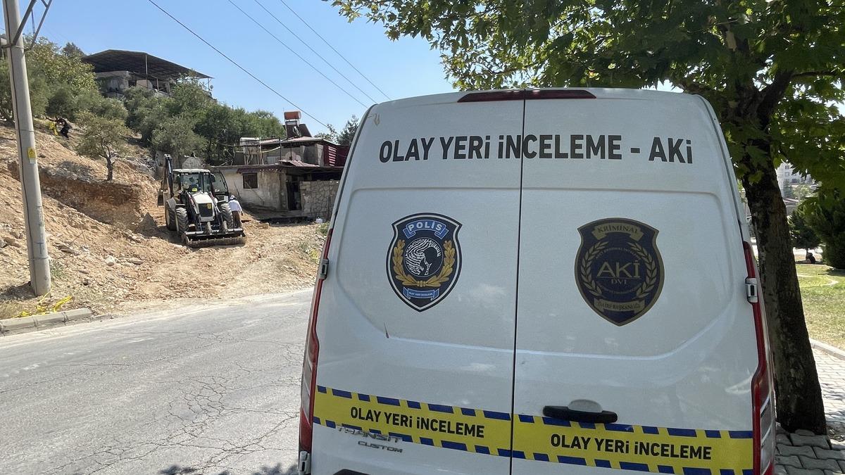 Kahramanmaraş'ta 25 yıl &ouml;nce kaybolan 2 kişinin &ouml;ld&uuml;r&uuml;l&uuml;p g&ouml;m&uuml;ld&uuml;ğ&uuml; iddiasına ilişkin 7 zanlı adliyede