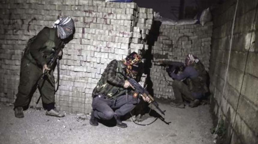 AP Mardin'de PKK'nın tarafına geçti ve askerle çatışma anlarını görüntüledi