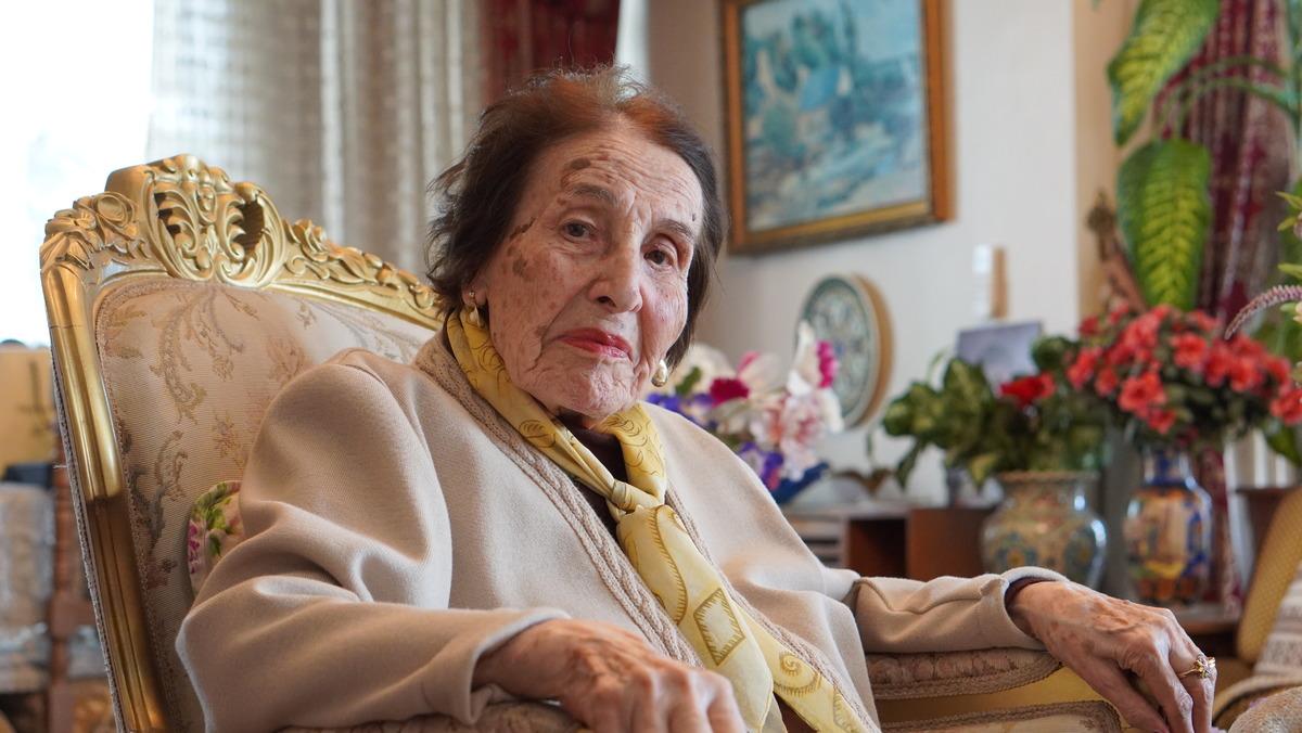 101 yaşındaki T&uuml;rkolog dilin &ouml;nemini anlattı