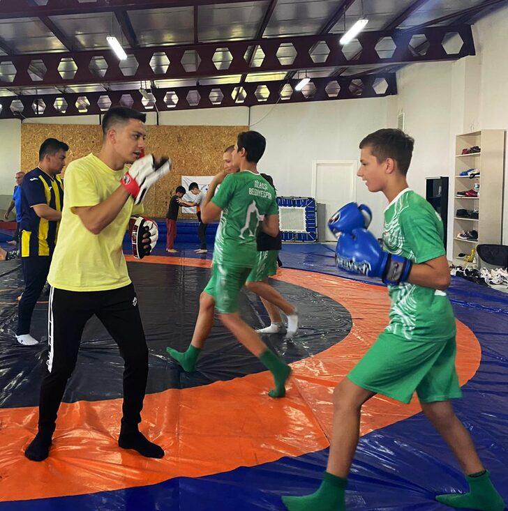 Savaş mağduru çocuklar Gölbaşı'nda spor eğitimi alıyor G3
