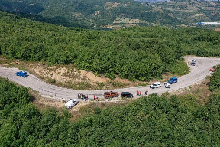 Bursa'da 8 gün önce kaybolan genci arayan ekipler arazide ceset buldu G3