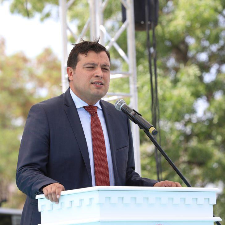 Milli Eğitim Bakanı Özer, tüm ders kitaplarının illere gönderildiğini açıkladı: G3