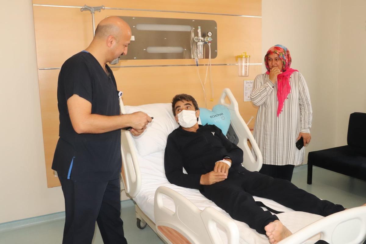 Sağlık raporu almak i&ccedil;in gittiği hastanede kalbinde t&uuml;m&ouml;r olduğunu &ouml;ğrendi