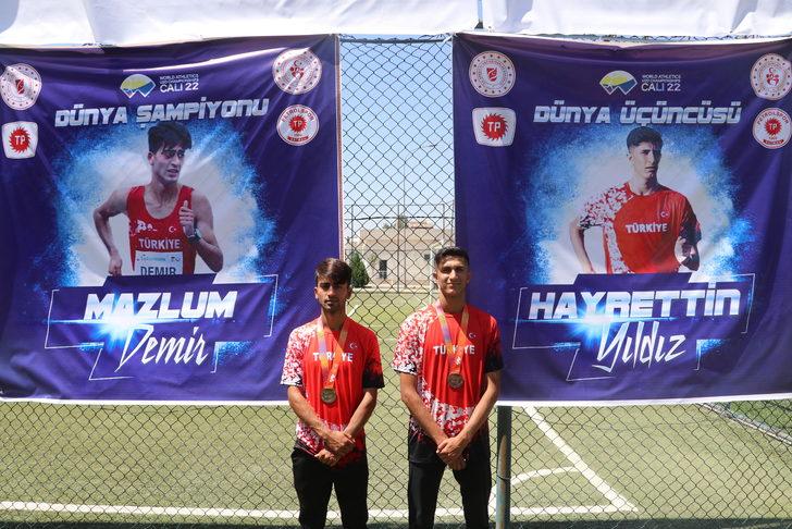 Dünya Şampiyonası'nda altın ve bronz madalya kazanan Batmanlı sporcular ödüllendirildi G1