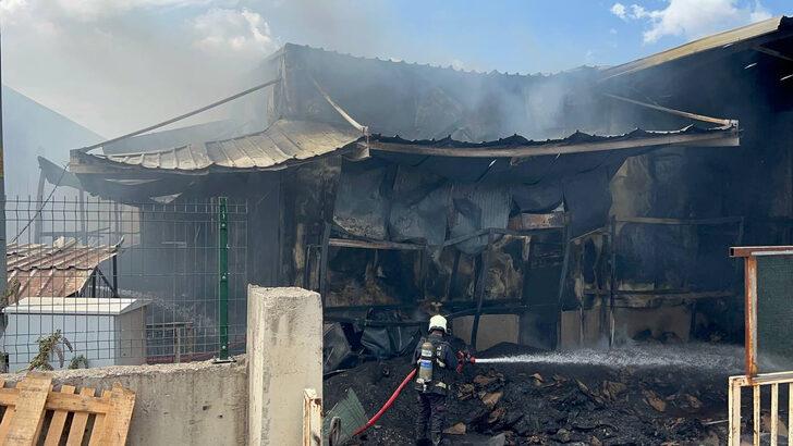 Kocaeli'de plastik fabrikasında çıkan yangın söndürüldü G3