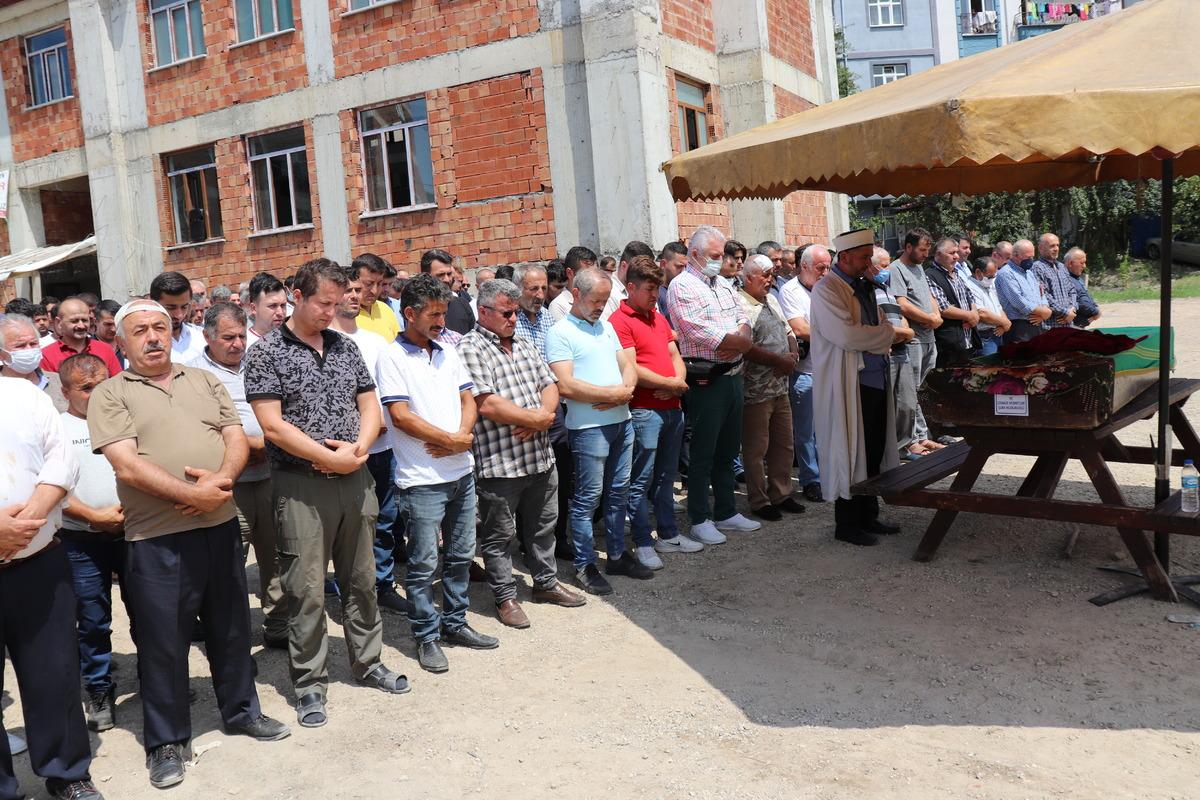 Ordu'da 2 kişinin &ouml;ld&uuml;ğ&uuml; kazaya karışan aracın s&uuml;r&uuml;c&uuml;s&uuml; tutuklandı