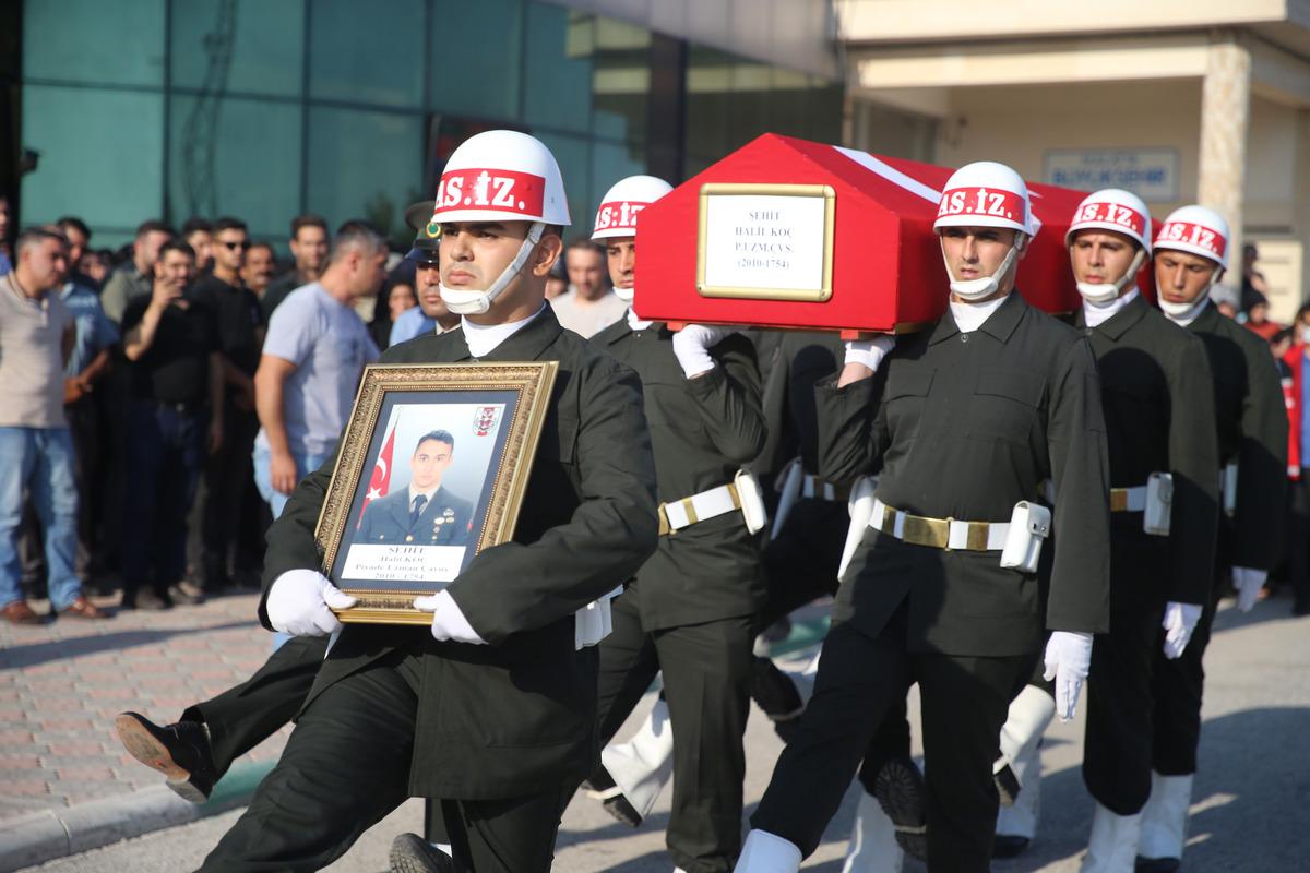 Şehit Uzman &Ccedil;avuş Halil Ko&ccedil;, Malatya'da son yolculuğuna uğurlandı