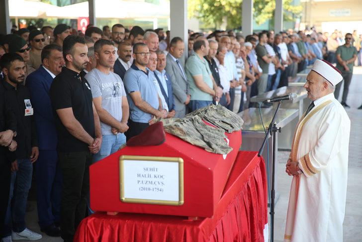 Şehit Uzman Çavuş Halil Koç, Malatya'da son yolculuğuna uğurlandı G3