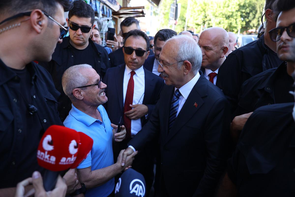 CHP Genel Başkanı Kılı&ccedil;daroğlu, Edirne'de esnafı ziyaret etti: