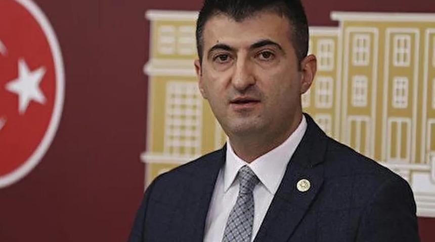 AK Parti'ye katılacağı iddia edilen Mehmet Ali Çelebi'den yeni açıklama: 11 partiyle görüştüm