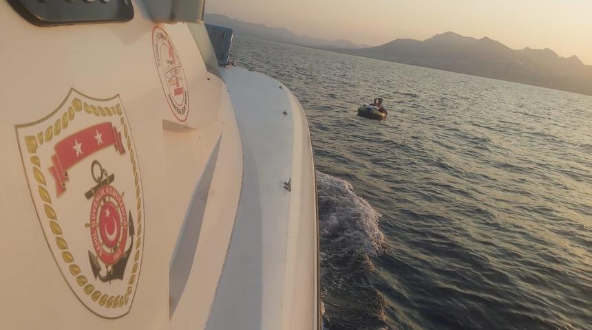 Bodrum açıklarında 2 düzensiz göçmen kurtarıldı