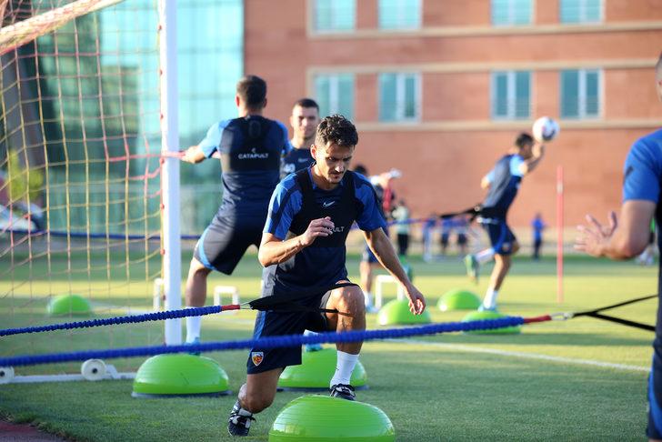 Kayserisporlu Kolovetsios: "Beşiktaş maçında çok iyi bir performans ortaya koyduk" G1