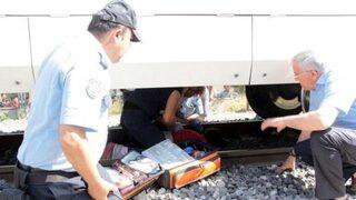 Trenin önüne atlayan genç kız ölmek istedi