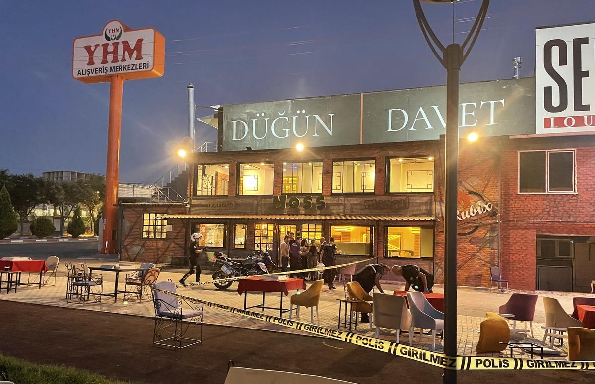 Karaman'da kafeye d&uuml;zenlenen silahlı saldırıda 6 kişi yaralandı