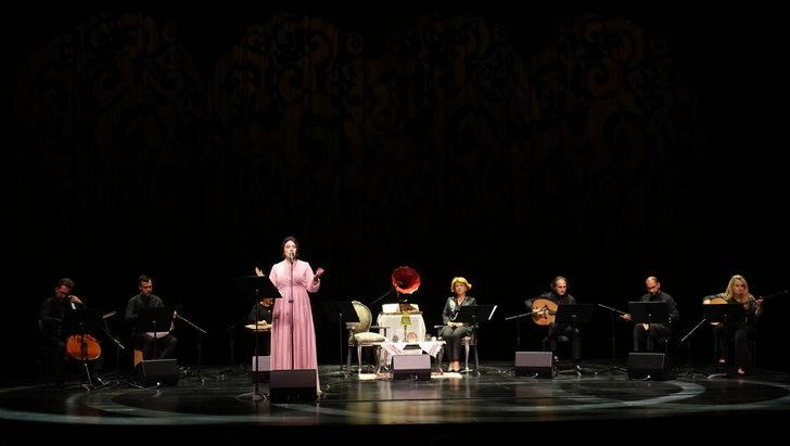 "Taş Plak Konseri" AKM'de müzikseverlerle buluştu G2